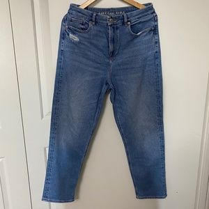 American Eagle Curvy Mom Jean